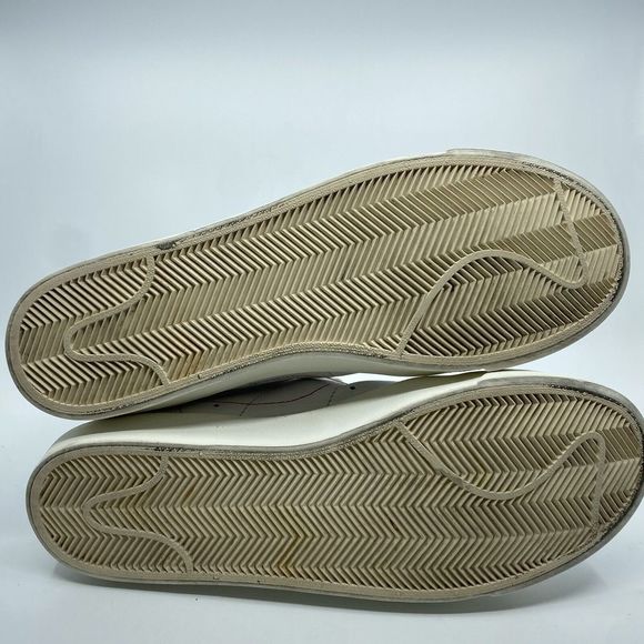 Nike Blazer Mid x Stranger Things Men’s Size 10.5 White Hawkins High Shoes - Picture 7 of 10